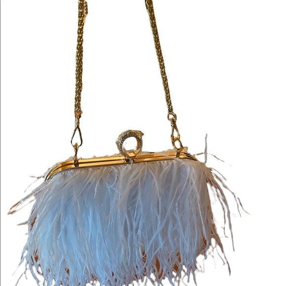 Brand New Ostrich Feather Purse/ Interchangeable Leather Strap and Gold Chain - Picture 5 of 5